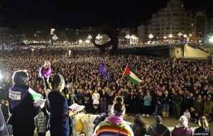 M-8 jendetsu batek zaintza sistema publikoa aldarrikatu du Bilbon