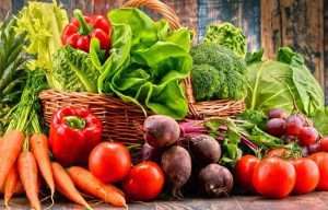 El consumo medio de frutas y verduras en la UE no alcanza el objetivo mínimo diario de 400 gramos per cápita
