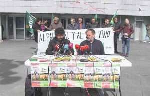 %100 begetalak diren eta haragi izenarekin saltzen diren produktuen etiketatzea salatu du EHNE Nafarroak