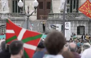 Vídeo: Intervención de Jon Maia tras la manifestación «Herri libre bat» convocada por Gure Esku en Bilbao
